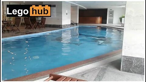 I Pick Up A Hot Cosplay Girl At The Swimming Pool With Harley Quinn