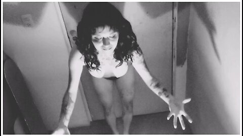 Goth Girl Dancing Postpunk... Chinese?