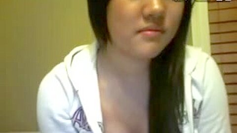 Asian immature cutie naked on stickam